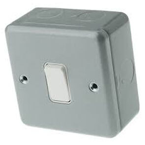 M/Clad 10A 1G SP 2Way Switch