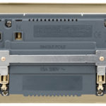 Click VPSC586GY Skt 2G Swd & USB 13A