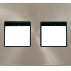Click FPBS404BK Frontplate 2G 4Aperture