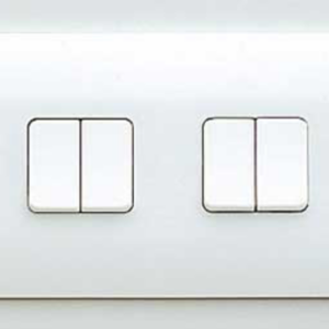 MK K4874WHI Switch 4 Gang 2 Way SP 10A