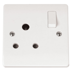 Click CMA034 Socket 1G Switched 15A Whi