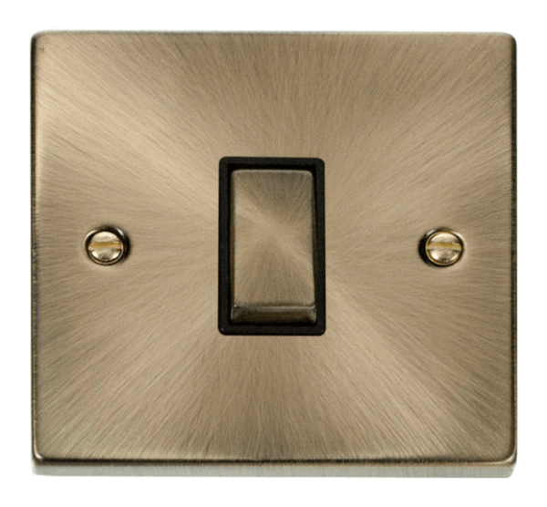 Click VPAB425BK Plateswitch 1G Int10A AB