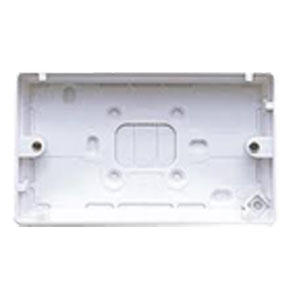 White Moulded  MK Logic plus Pattresses