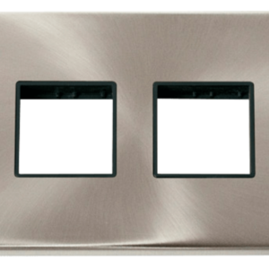 Click VPSC404BK Frontplate 2G 4Aperture