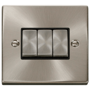 Click VPSC413BK Plateswitch 3G 2W 10A SC