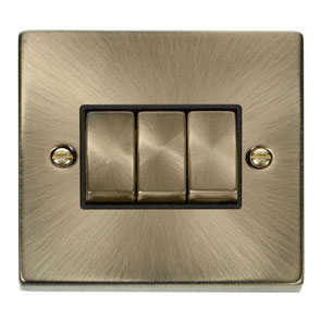 Click VPAB413BK Plateswitch 3G 2W 10A AB